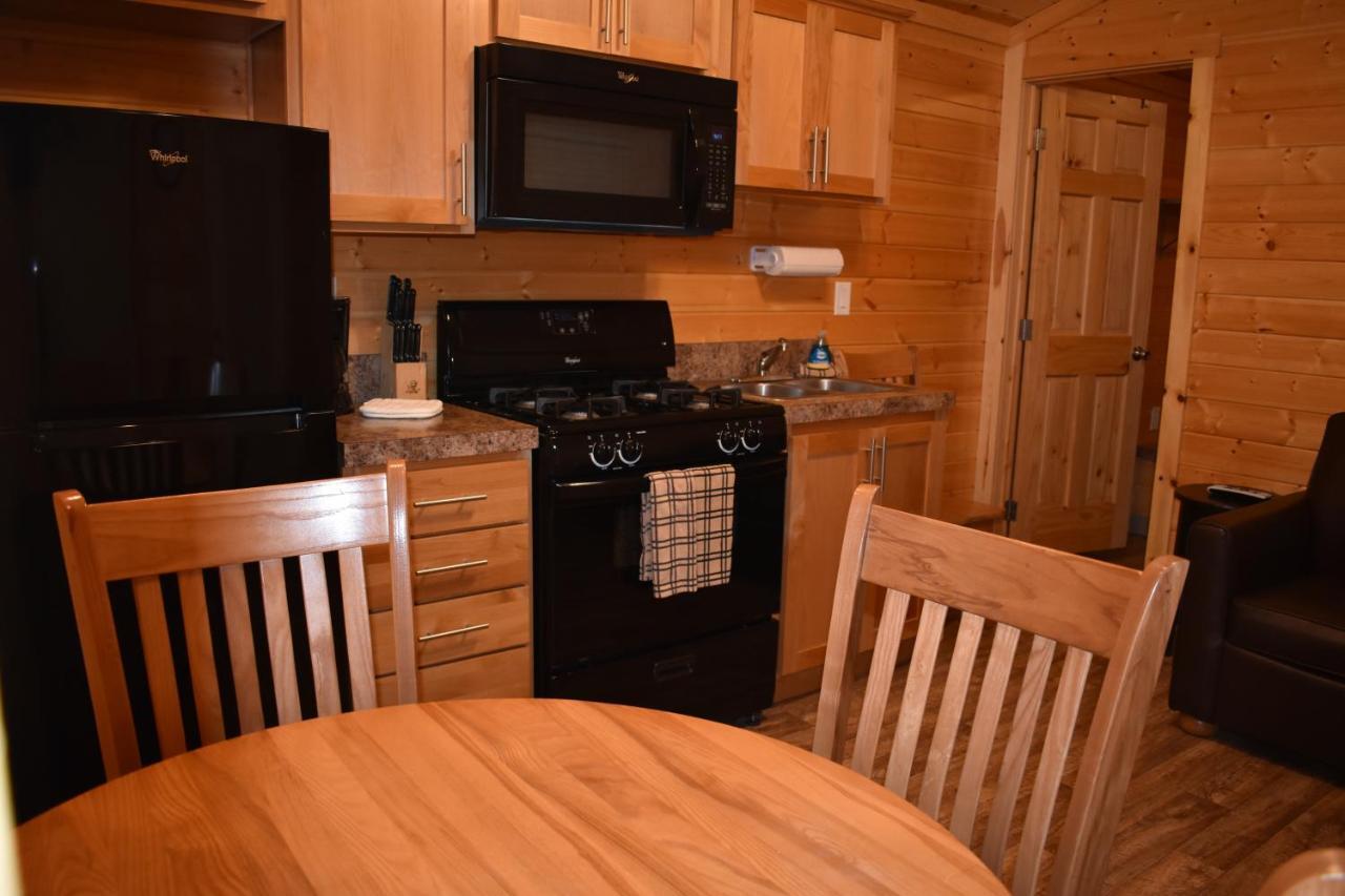 Tall Chief Camping Resort Cottage 1 Pleasant Hill Exterior foto